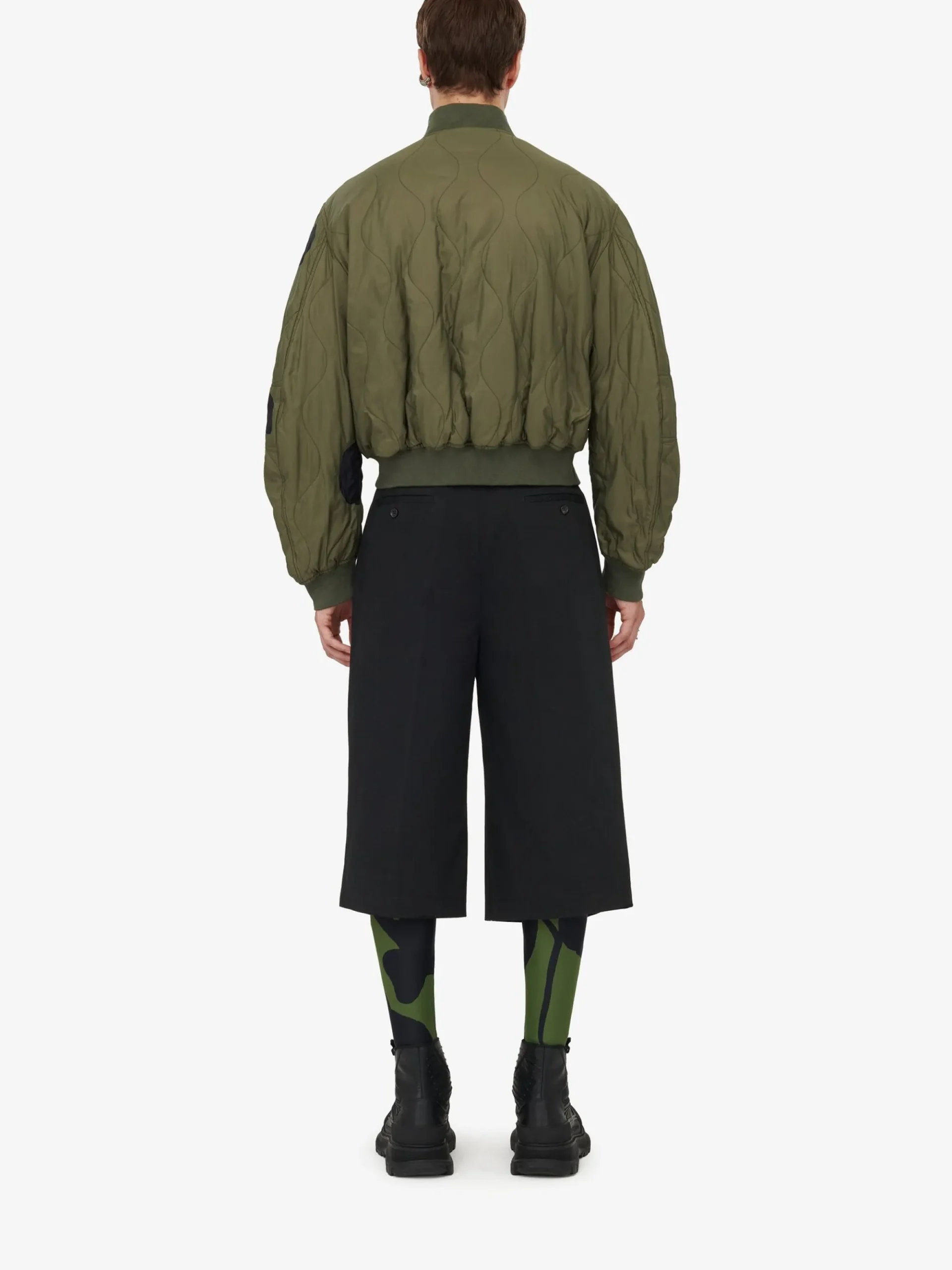 Men's Deep Pleat Shorts in >Alexander McQueen Best Sale