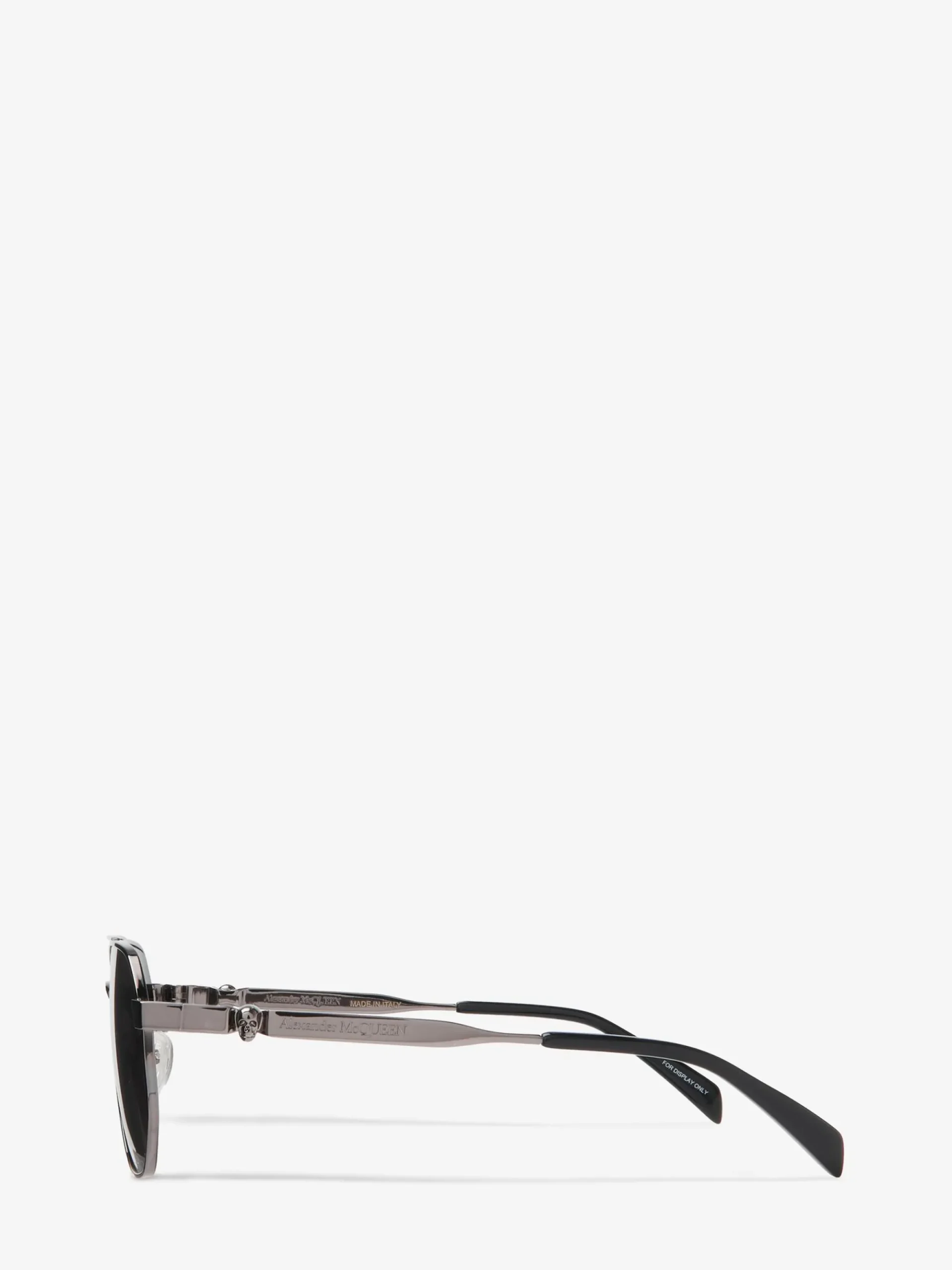 Men's Floating Skull Metal Caravan Sunglasses in >Alexander McQueen Outlet