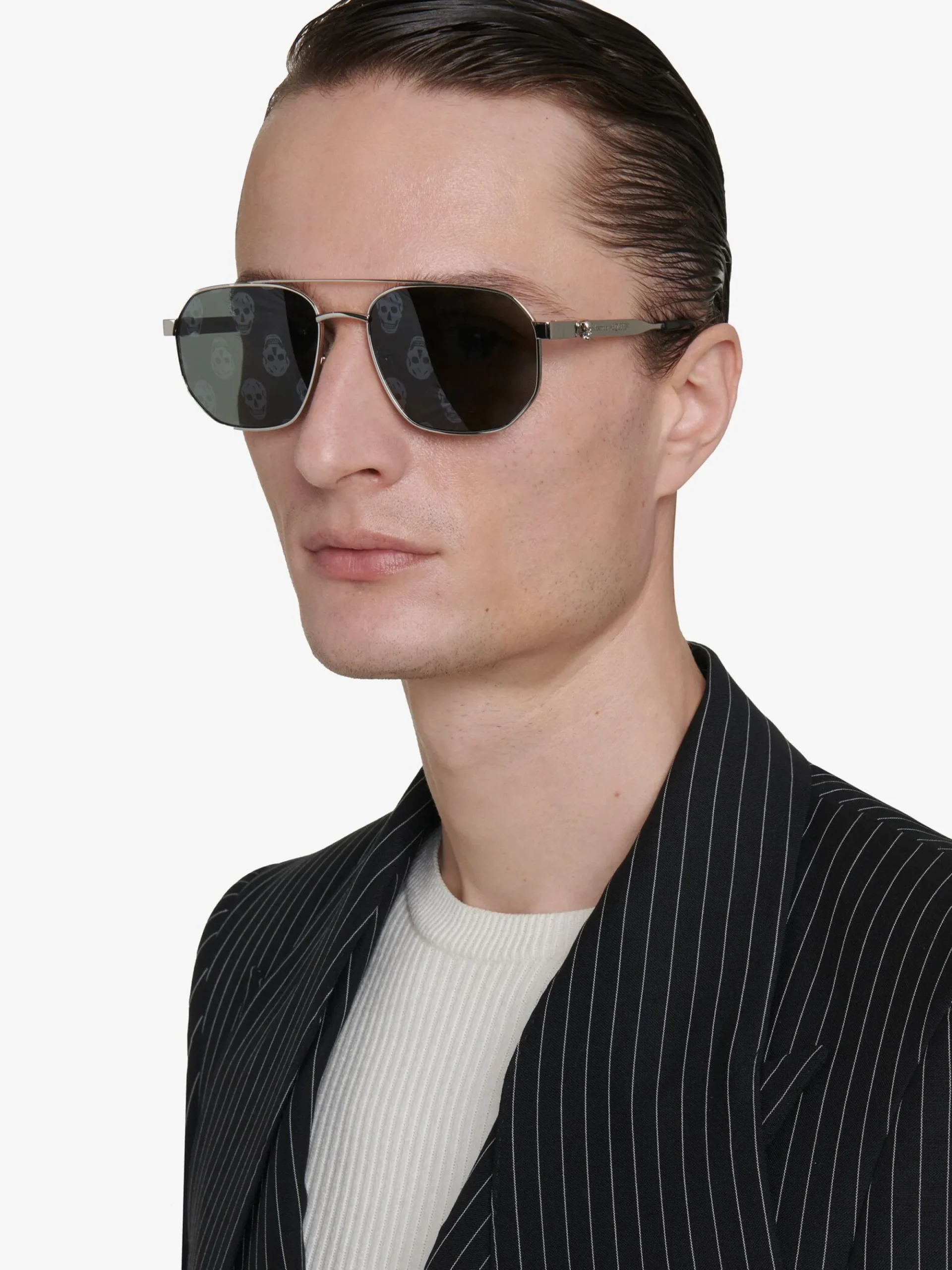 Men's Floating Skull Metal Caravan Sunglasses in >Alexander McQueen Shop