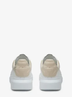 Men's Oversized Sneaker in ><noscript><img width=