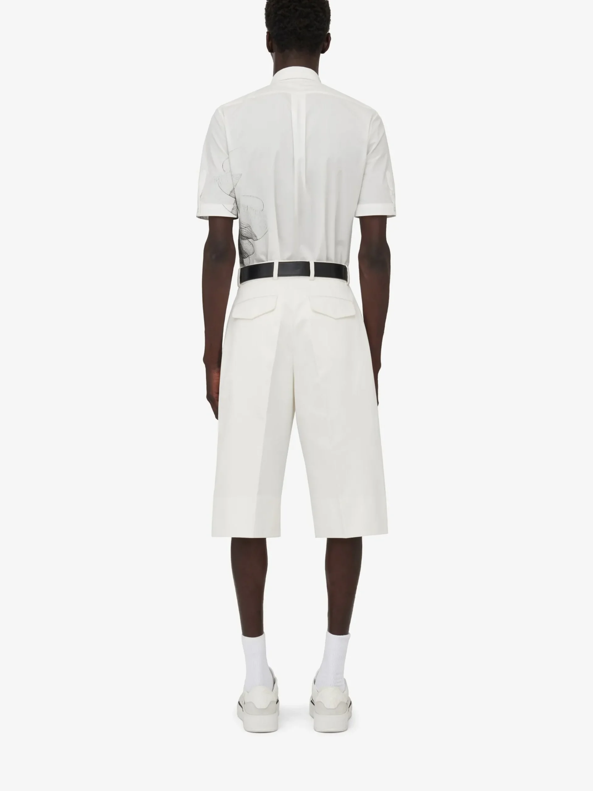 Men's Pleated Baggy Shorts in >Alexander McQueen Hot