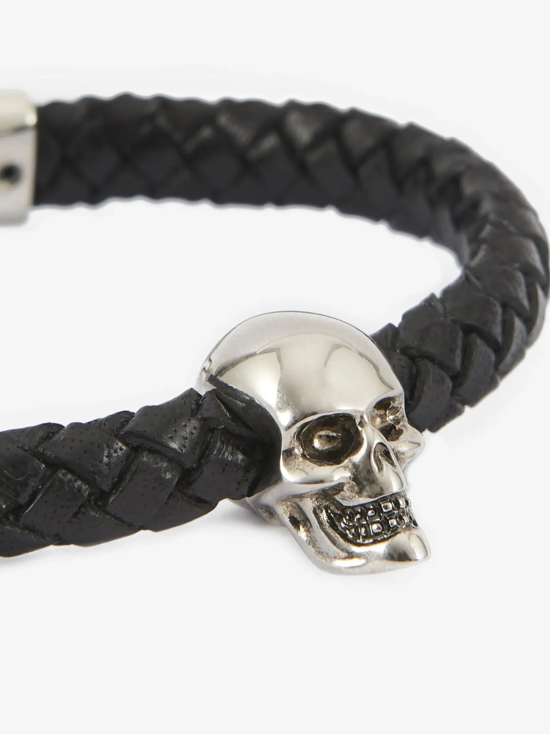 Men's Skull Leather Bracelet in >Alexander McQueen Fashion