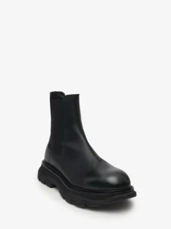 Men's Wander Chelsea Boot in ><noscript><img width=
