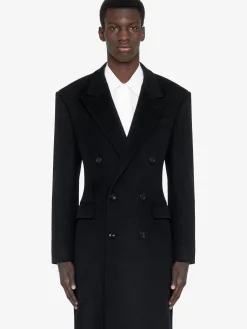 Men's Wide Shoulder Fitted Coat in ><noscript><img width=