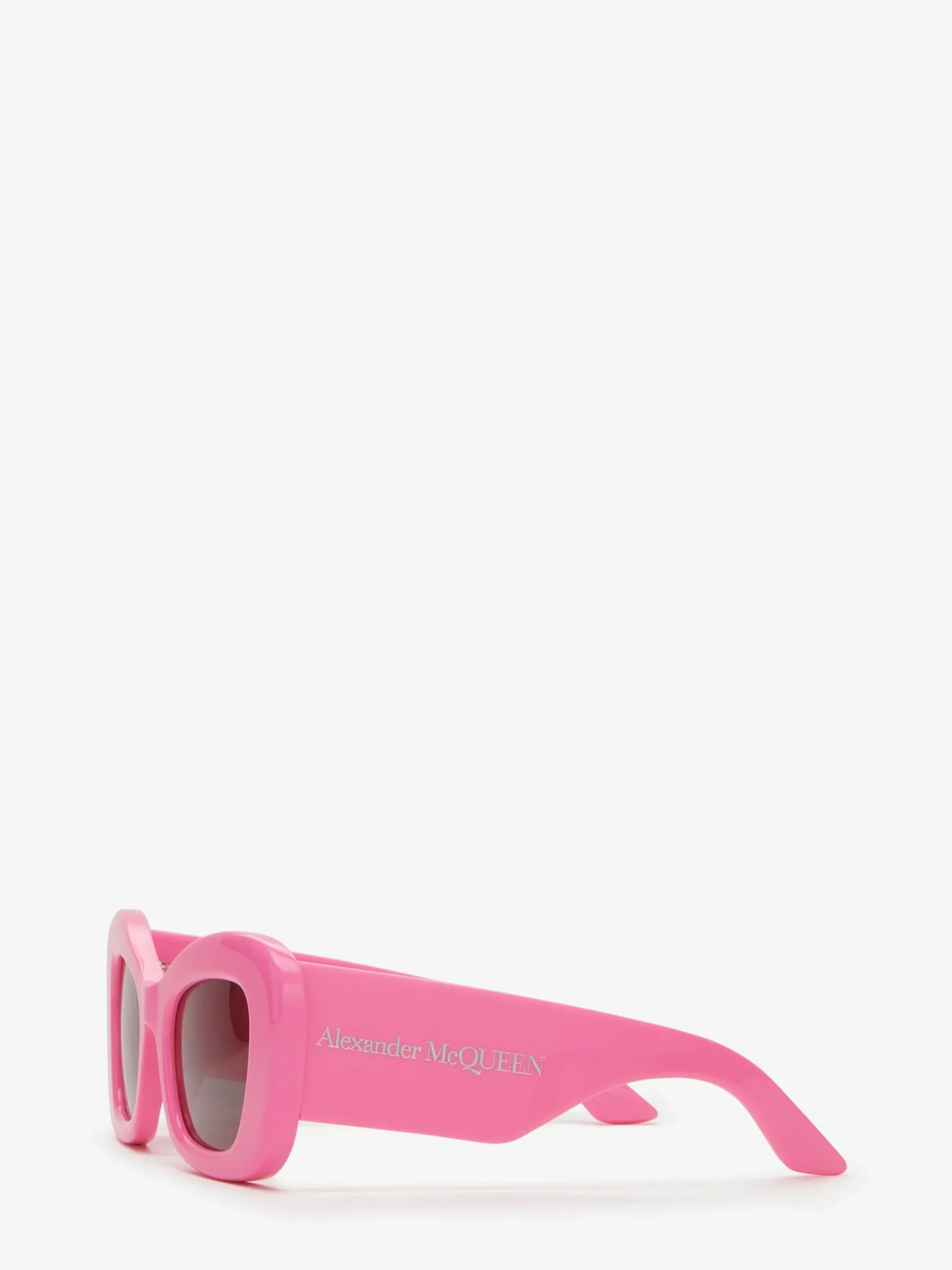 Women's Bold Cat-eye Sunglasses in >Alexander McQueen Store