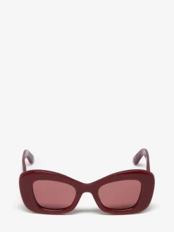 Women's Bold Cat-eye Sunglasses in >Alexander McQueen Hot