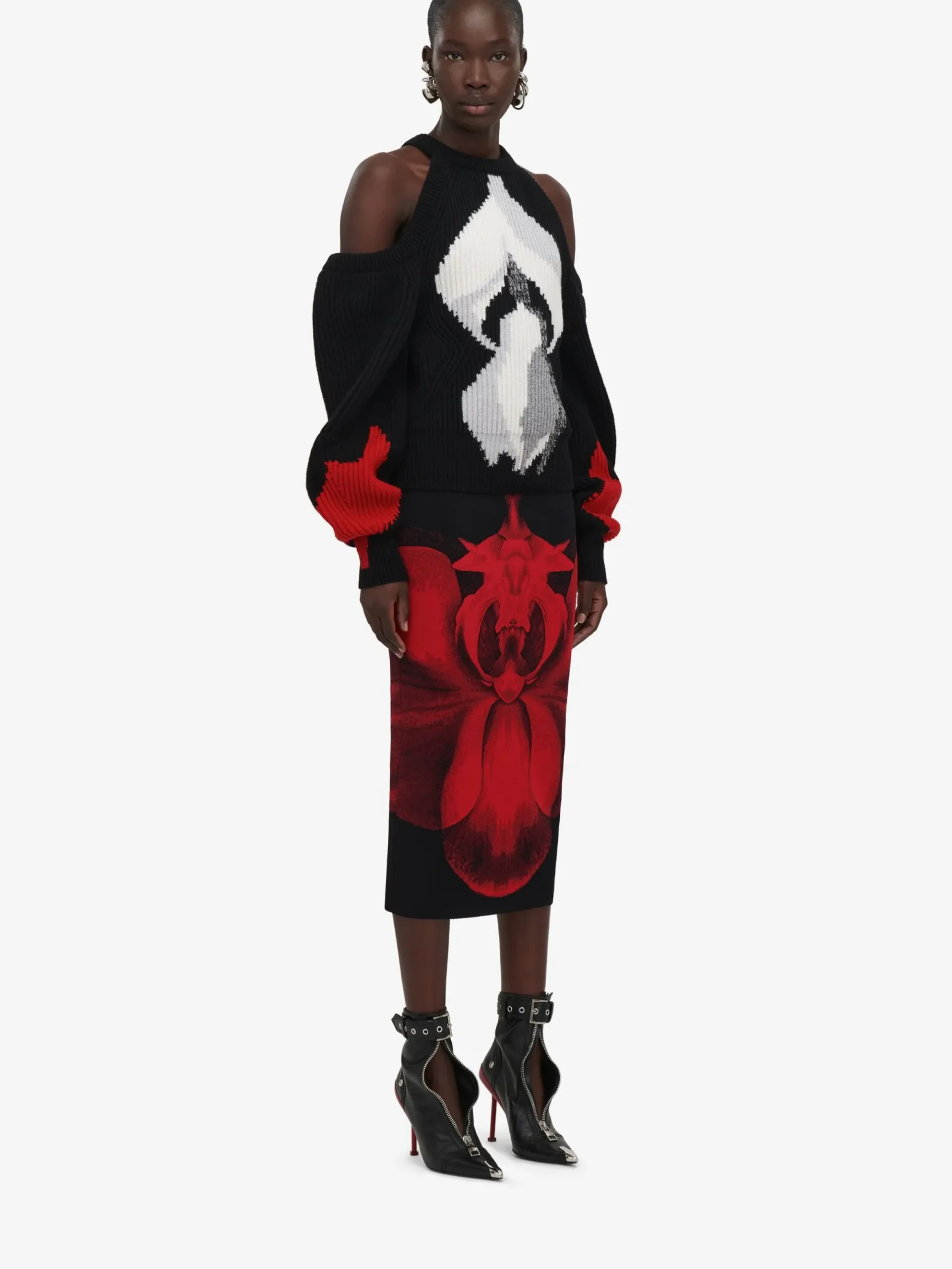 Women's Ethereal Orchid Pencil Skirt in >Alexander McQueen Fashion