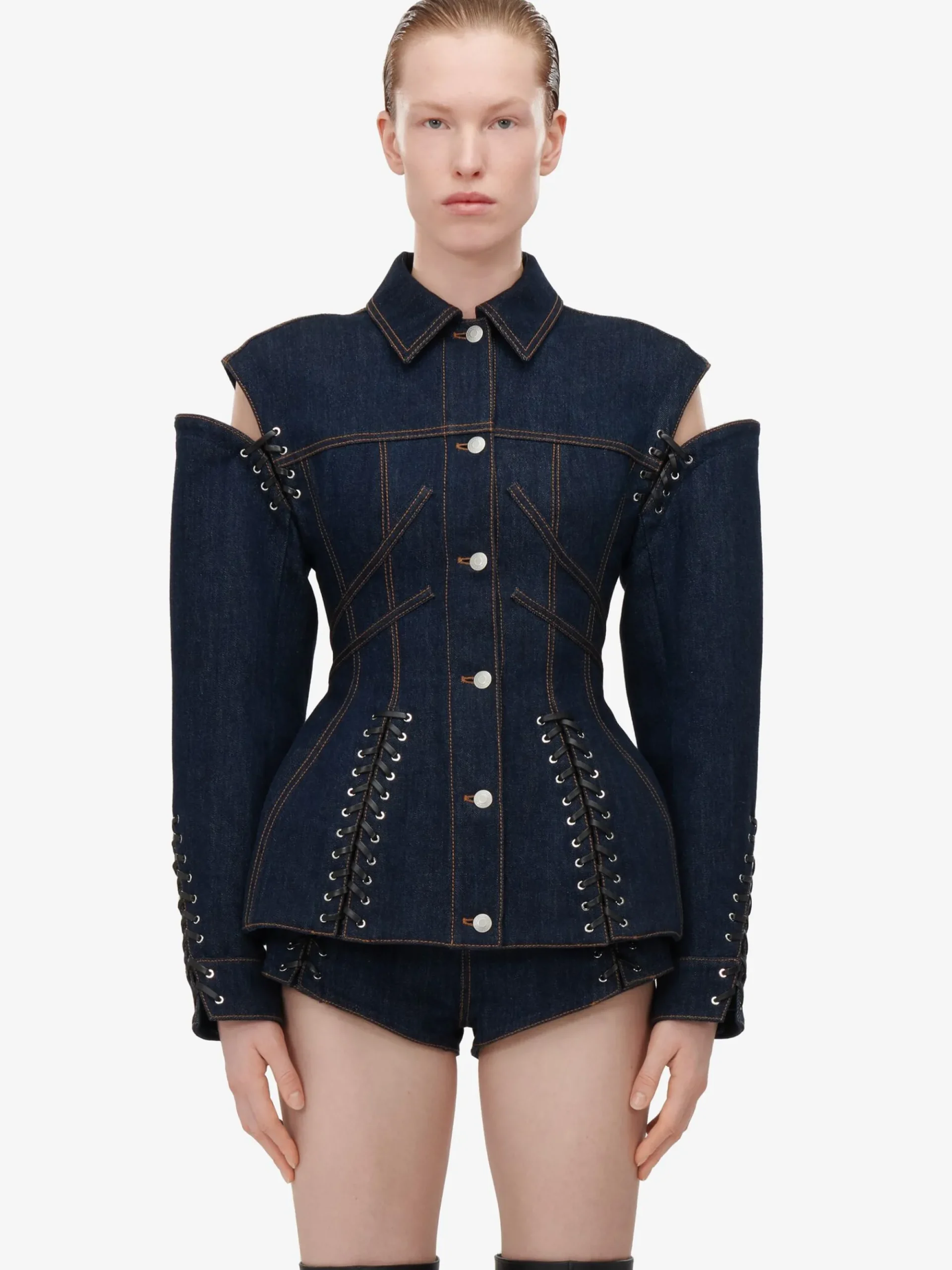 Women's Lace Detail Micro Shorts in >Alexander McQueen Store