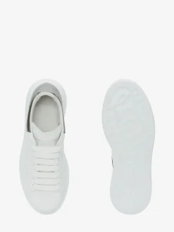 Women's Oversized Sneaker in ><noscript><img width=
