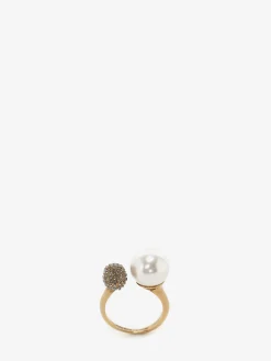 Women's Pearl-like Skull Ring in ><noscript><img width=