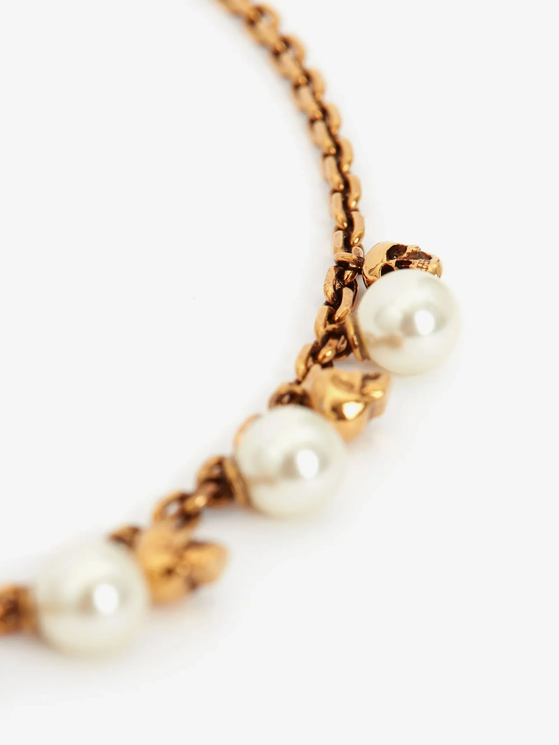 Women's Pearly Skull Necklace in >Alexander McQueen Discount