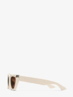 Women's Punk Rivet Geometric Sunglasses in ><noscript><img width=