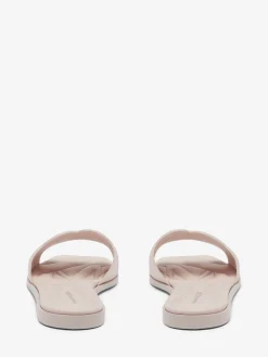 Women's Seal Flat Slide Sandal in ><noscript><img width=