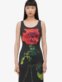 Women's Shadow Rose Pencil Dress in ><noscript><img width=