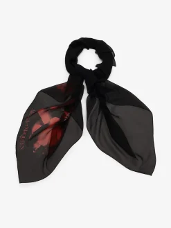 Women's Shadow Rose Shawl in >Alexander McQueen Flash Sale