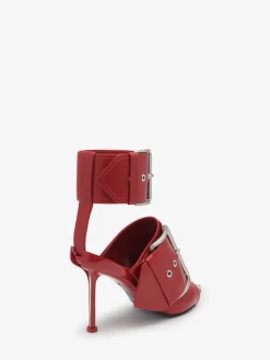 Women's Slash Buckle Sandal in ><noscript><img width=