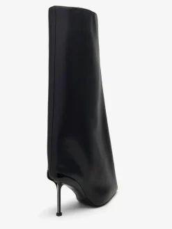 Women's Slash Flare Boot in ><noscript><img width=