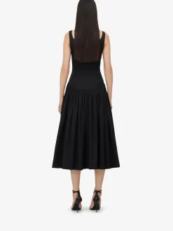 Women's Sweetheart Neckline Midi Dress in ><noscript><img width=