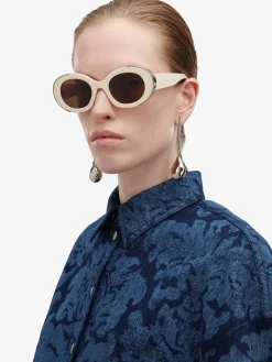 Women's The Grip Oval Sunglasses in >Alexander McQueen Cheap