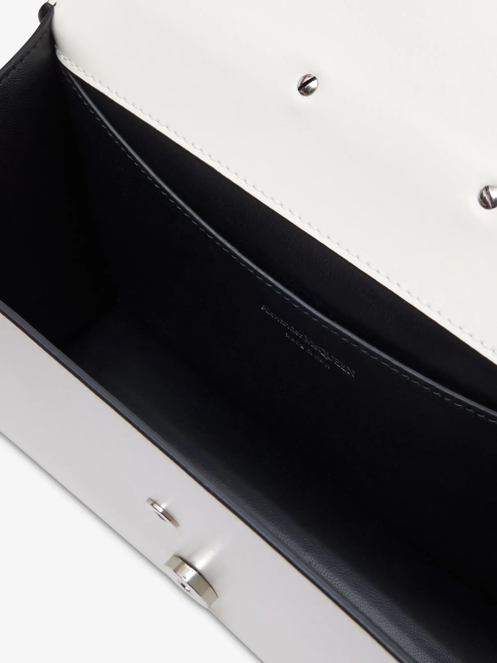 Women's The Slash Bag in >Alexander McQueen Online